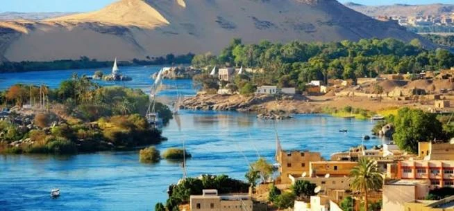 Egypt and Nile Cruise Tour in 8 Day: Cairo, Luxor and Aswan by Train