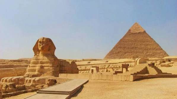 Pyramids & The Nile at Christmas & New Year