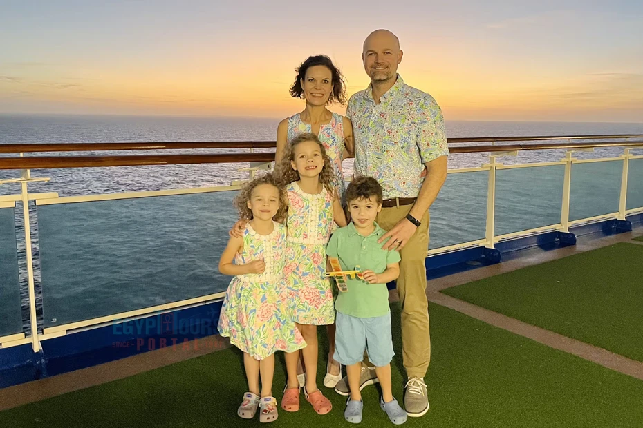 12 Days Family Trip to Cairo, White desert with Nile Cruise