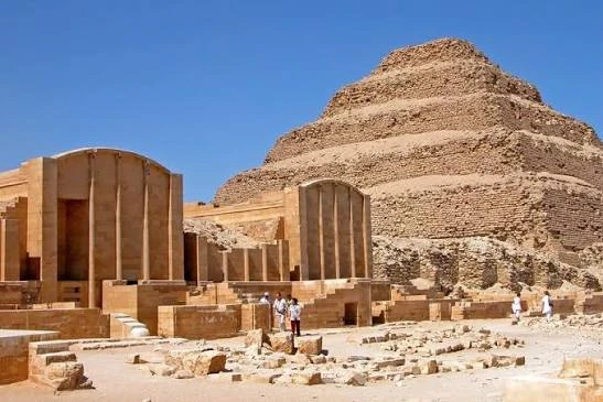 Day Tour to Sakkara and Dahshur