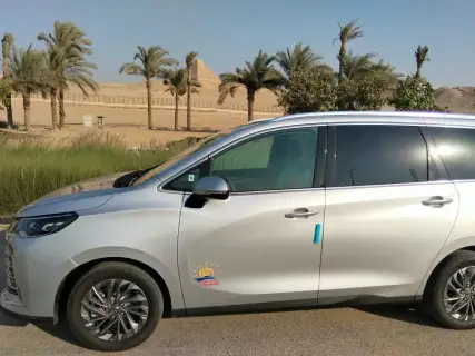 Family Minivan from Cairo to Hurghada