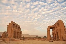 Day Tour to Valley of the Queens, Habu & Ramesseum