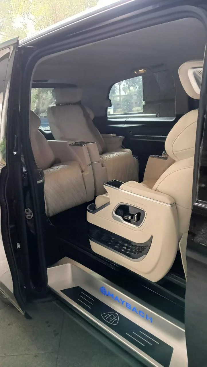 Mercedes V-Class Maybach with Driver from Cairo to El Gouna