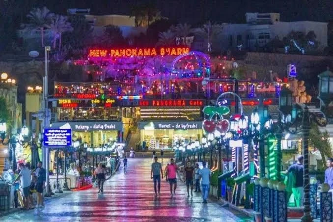 Shopping tour to Soho square and Naama bay and old market