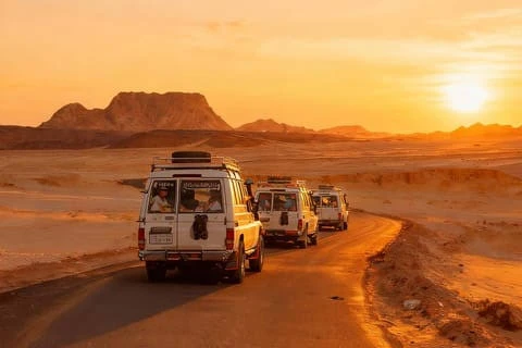 Hurghada Bedouin Desert Safari by Jeep 4x4