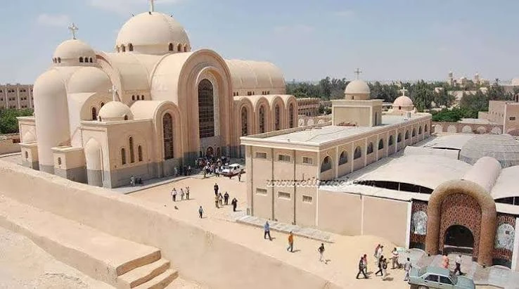 Tour to Wadi El Natroun from Cairo