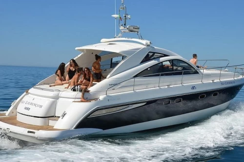 1 DAY TOUR TO AIN SOHKNA ON YACHT FROM CAIRO