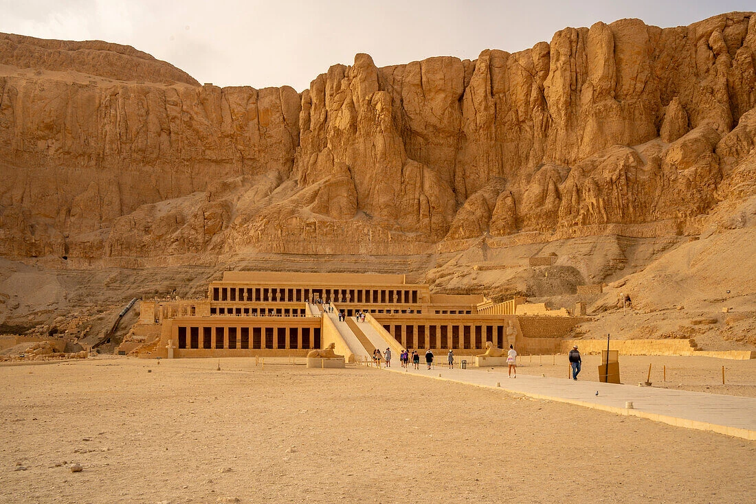 Egypt Christmas Adventure Tour to Hatshepsut Temple