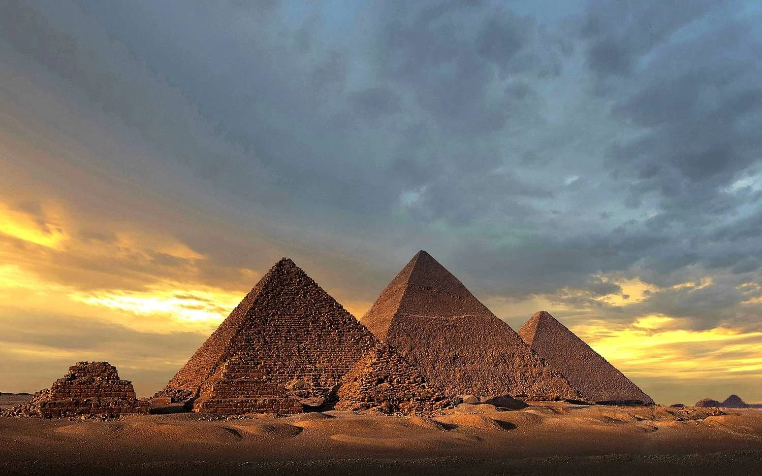 Great Pyramids of Giza under Cairo sky