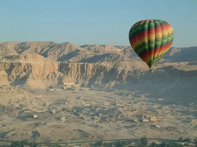 Hot Air Balloon Ride in Luxor