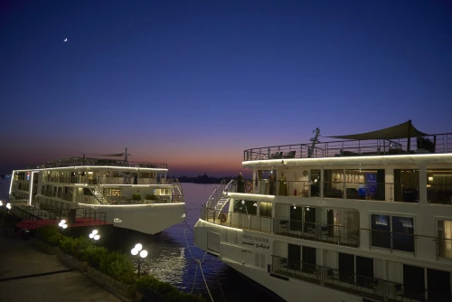 Akhnaton Dahabiya 5 Days 4 Nights nile Cruise.