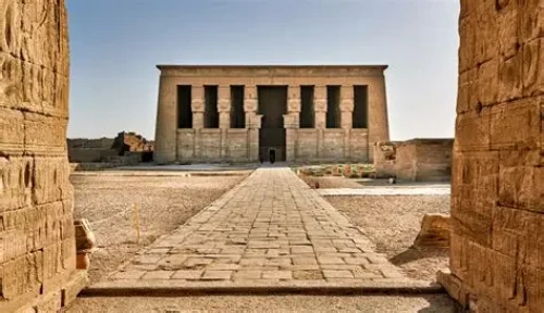 8 Days 7 nights to Cairo and Luxor by Plane