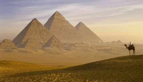 Cairo and Giza Pyramids luxury tours