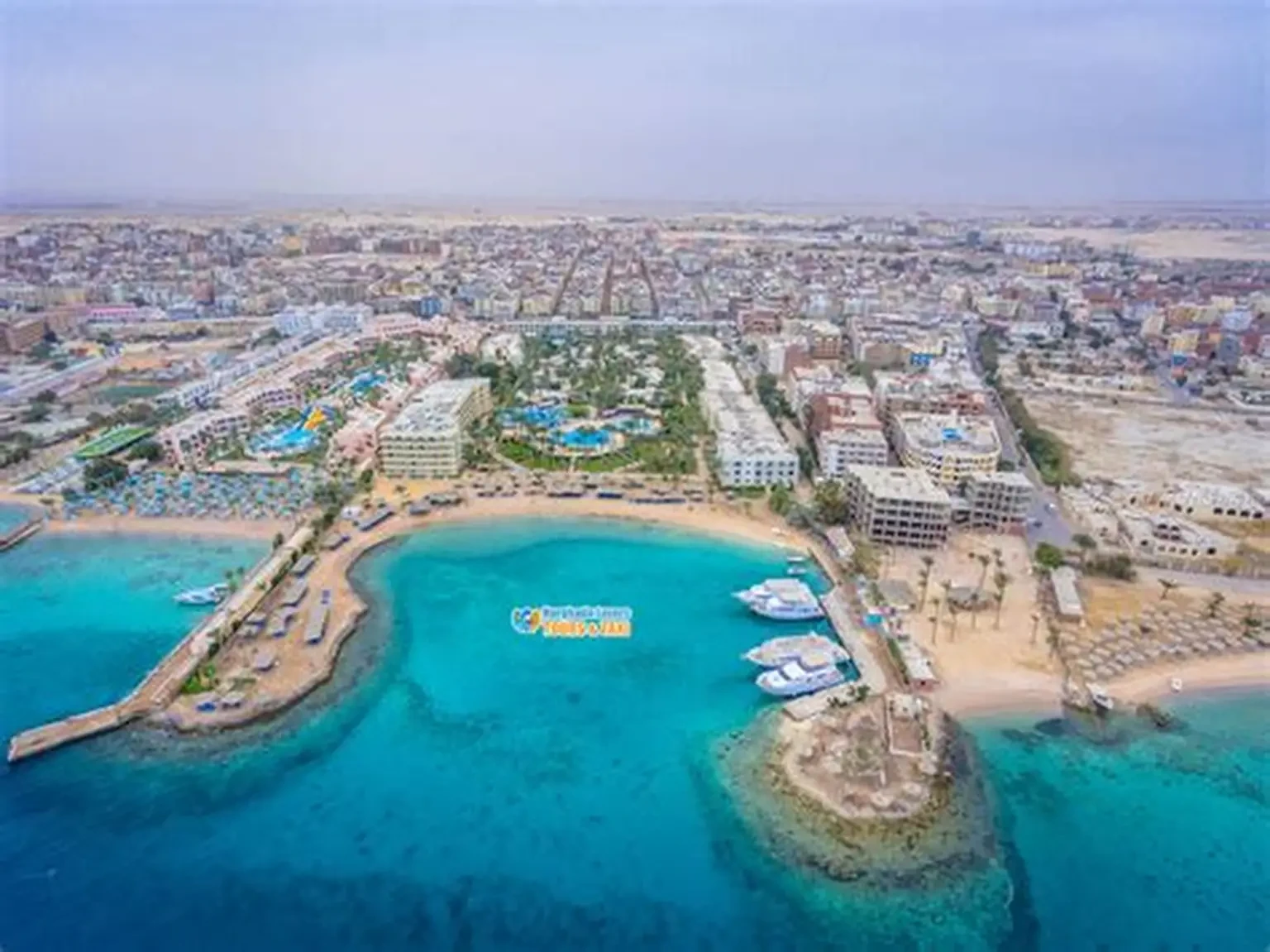 BUDGET HURGHADA TOURS SNORKELING AT MAHMYA ISLAND