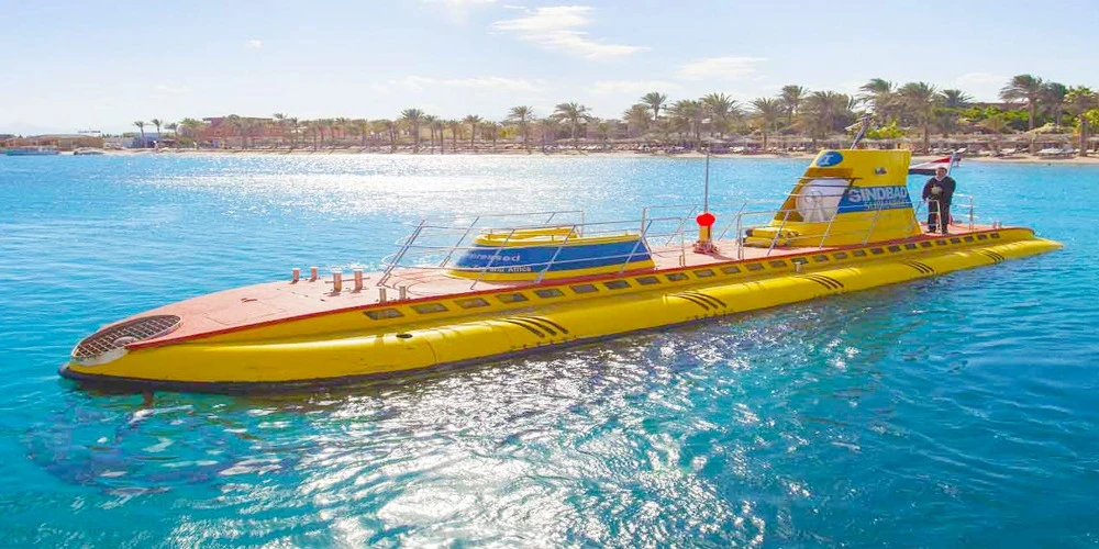BUDGET TOURS SUBMARINE IN HURGHADA