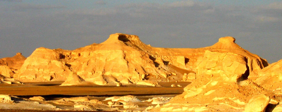 4 Days – Western Desert Tour, Bahariya & Farafra Oases