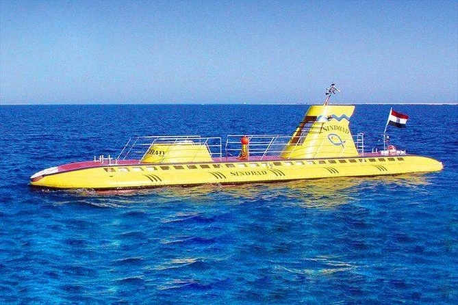 Safaga/Makadi Bay: Panorama Submarine with Snorkeling Tour