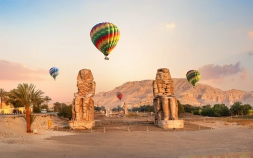 Colossal of Memnon - Hot air balloon tour
