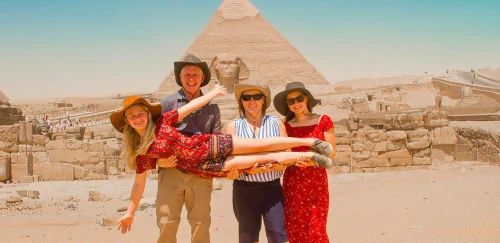 Family-friendly visits to the Giza Pyramids on Egypt Family Tours