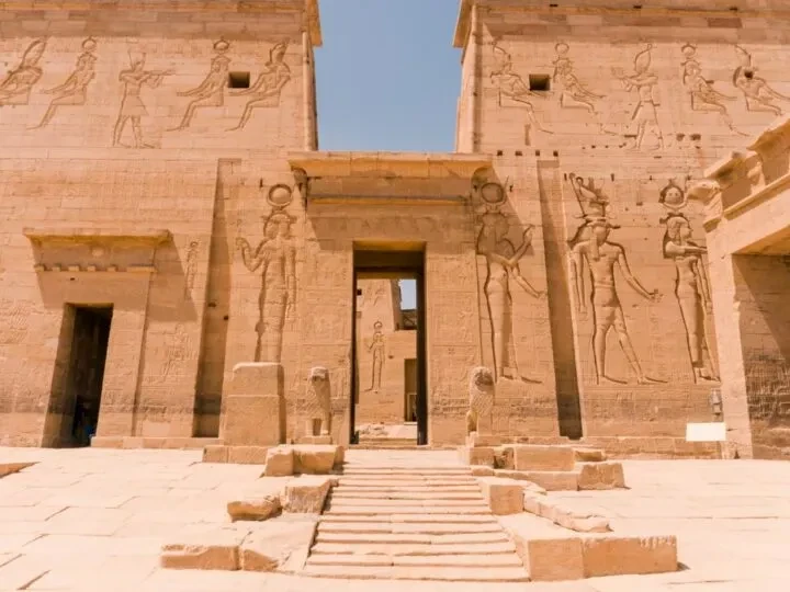 Philae temple – The high Dam – Lake Nasser – The obelisk