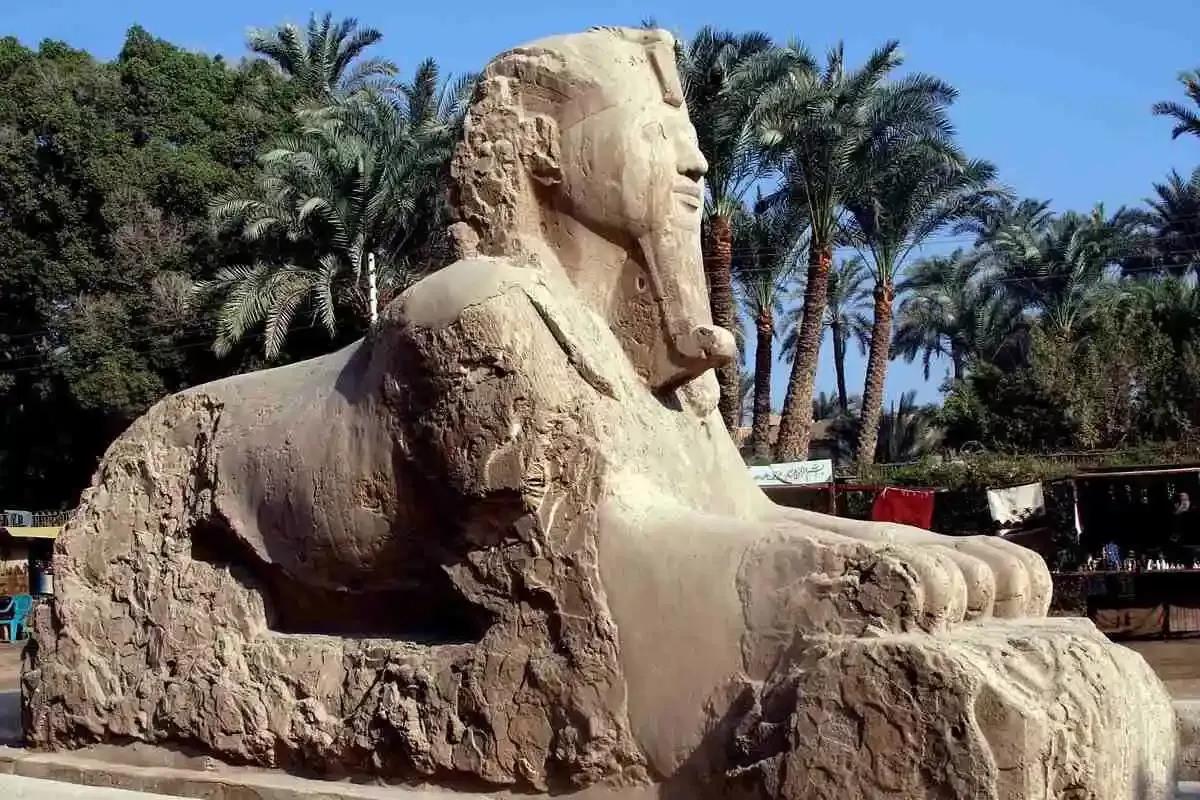 Alabaster Sphinx in Memphis, Giza Alabaster Sphinx in Memphis, Giza