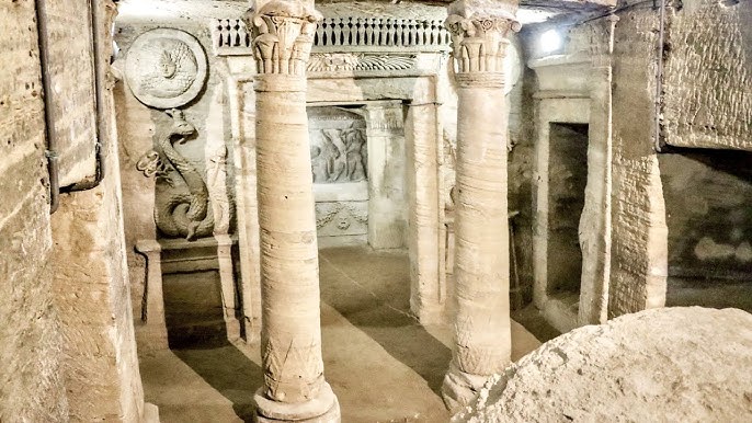 Kom El Shoqafa Catacombs